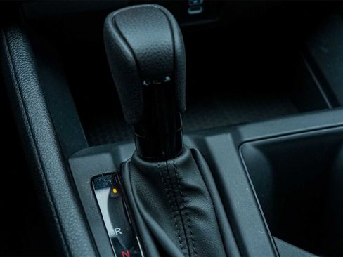 Certified 2025 Honda Accord LX image 17