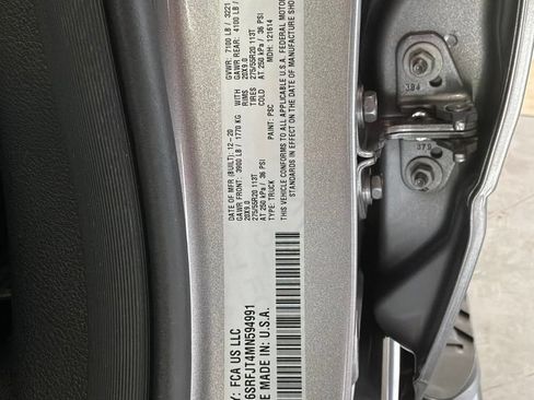 Used 2021 RAM 1500 Laramie w/ Sport Appearance Package AWD/4WD image 26
