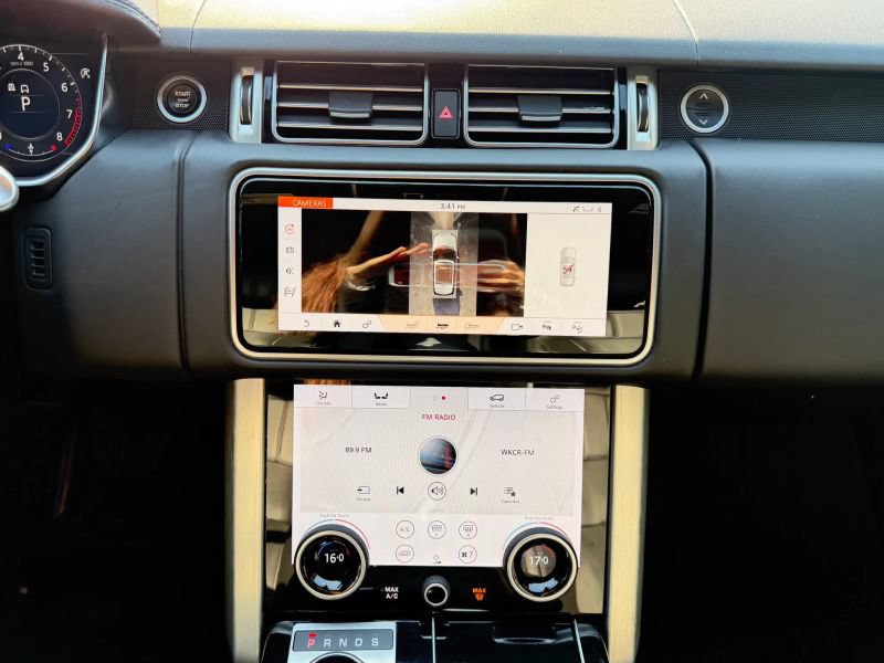 Used 2020 Land Rover Range Rover HSE AWD/4WD image 24