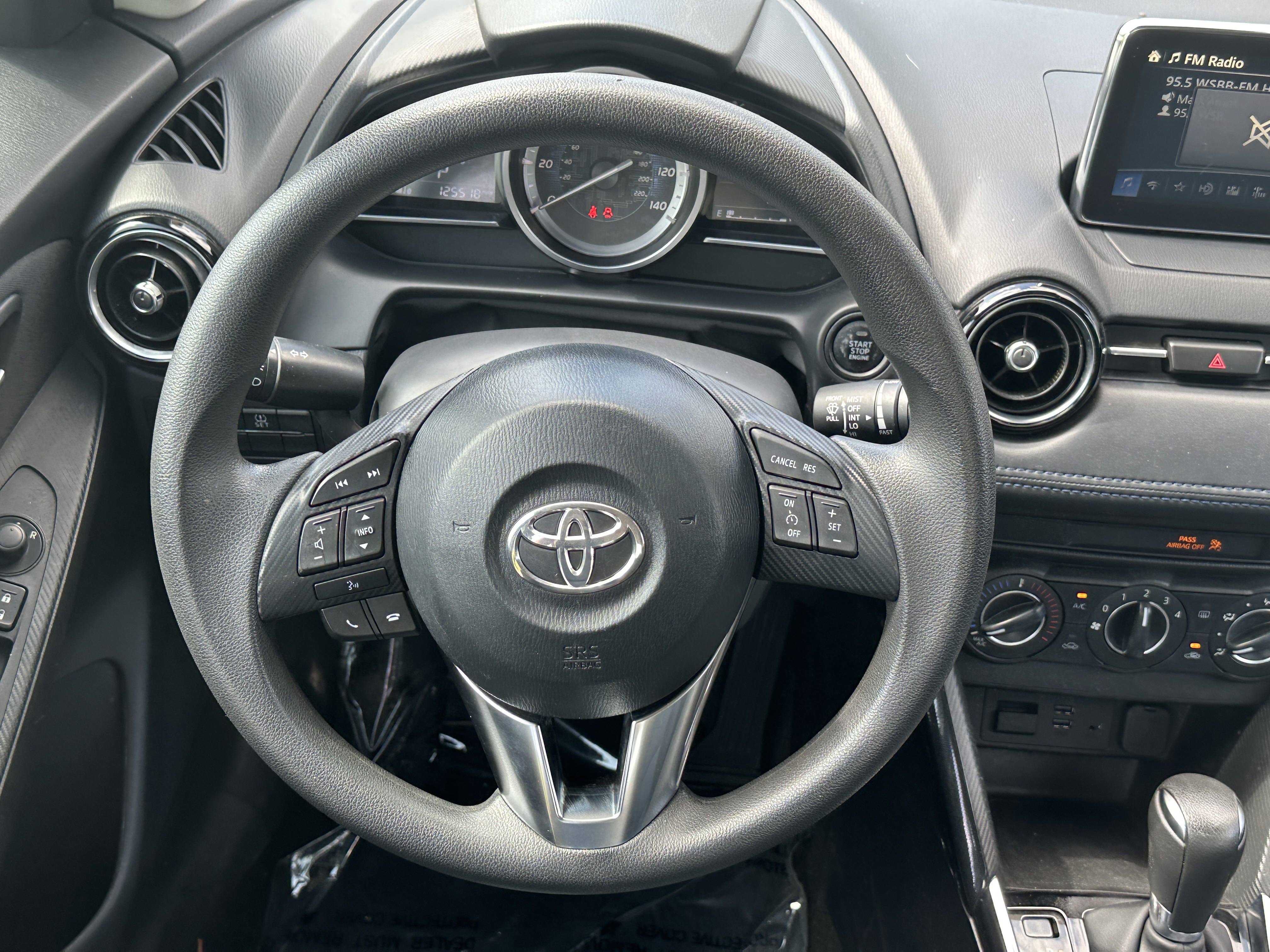 Used 2018 Toyota Yaris iA FWD image 23