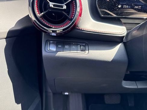 Used 2025 Chevrolet Equinox RS AWD/4WD image 23