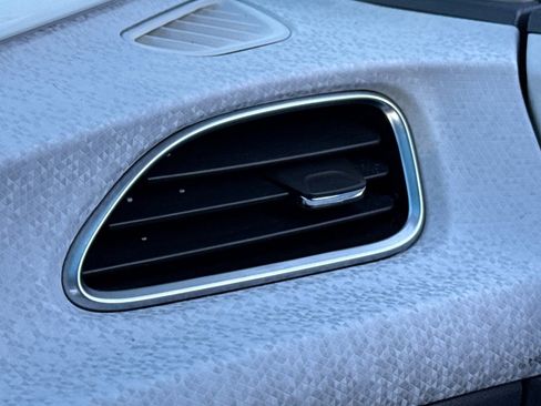 Used 2020 Chevrolet Bolt Premier w/ Infotainment Package image 29