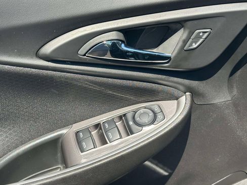 Used 2025 Chevrolet Malibu LT FWD image 20