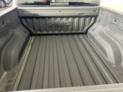 Used 2025 GMC Canyon Denali AWD/4WD image 26