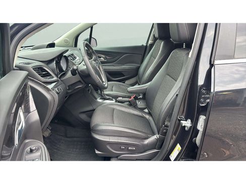 Used 2015 Buick Encore FWD image 10