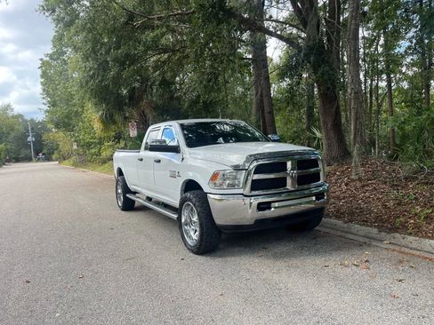Used 2017 RAM 3500 ST image 7