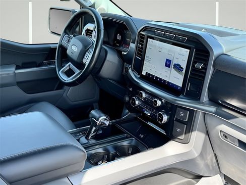 Used 2022 Ford F150 Lariat w/ Equipment Group 502A High image 6