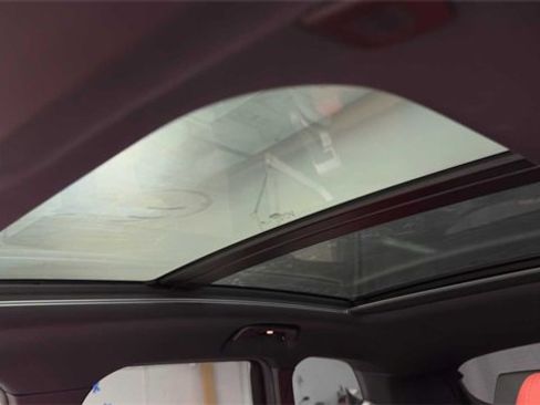 Used 2025 BMW X1 xDrive28i image 35