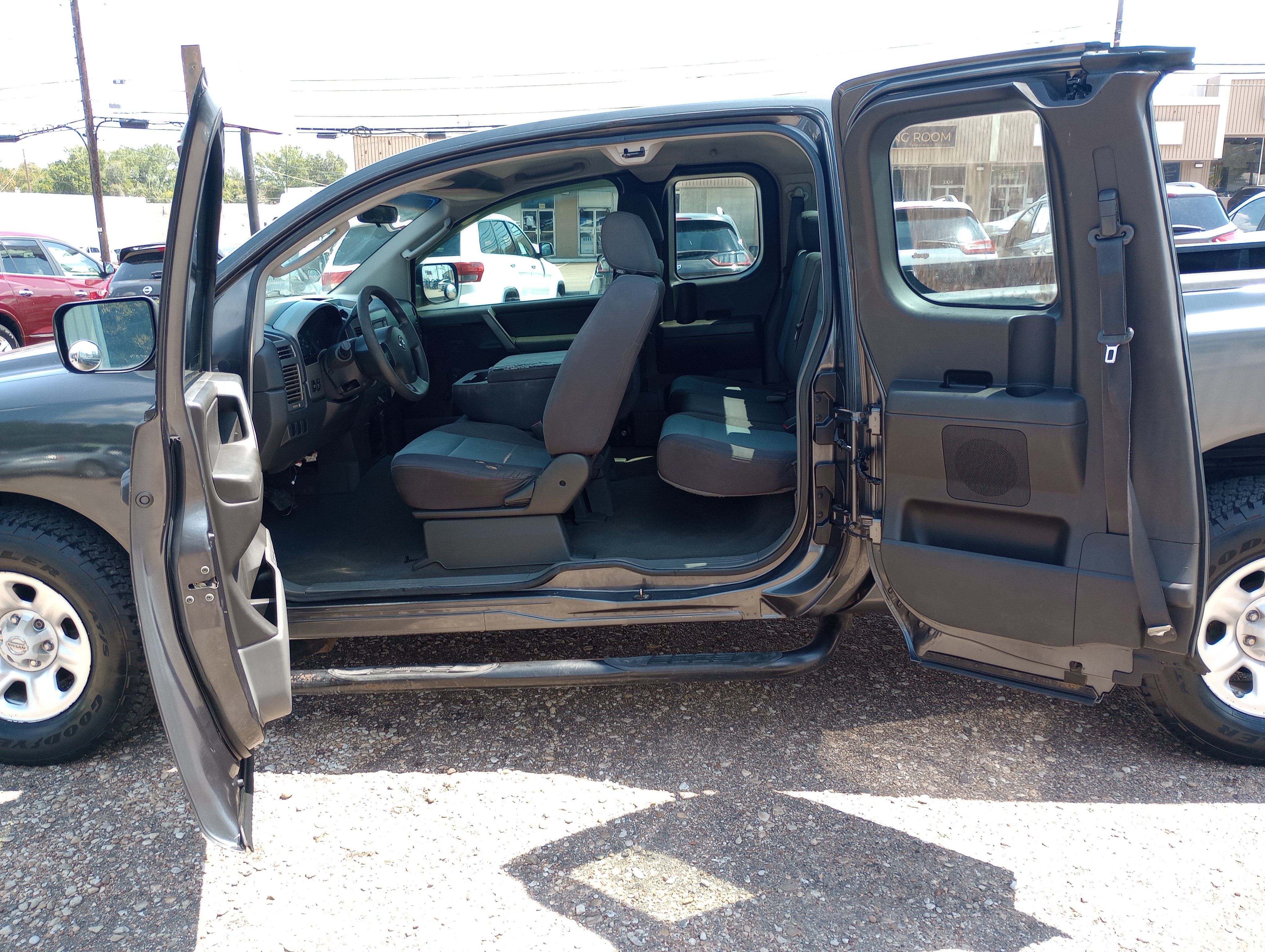Used 2006 Nissan Titan XE RWD image 11
