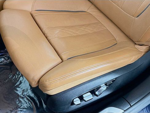 Used 2020 BMW 740i xDrive xDrive w/ Premium Package image 21