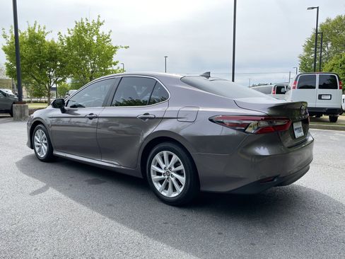 Used 2024 Toyota Camry LE w/ Convenience Package image 7