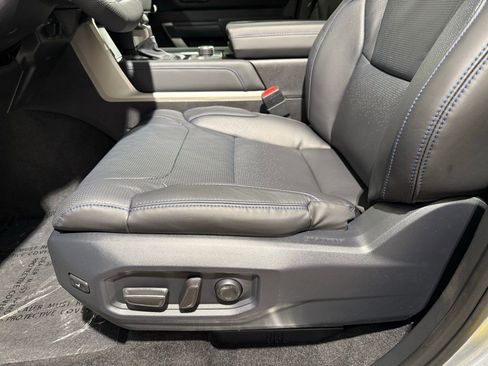 New 2026 Toyota Tundra Platinum AWD/4WD image 13