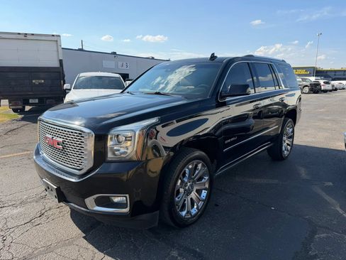 Used 2017 GMC Yukon Denali w/ Open Road Package RWD image 5