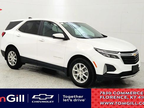 Used 2022 Chevrolet Equinox LT w/ LPO, Floor Liner Package image 1