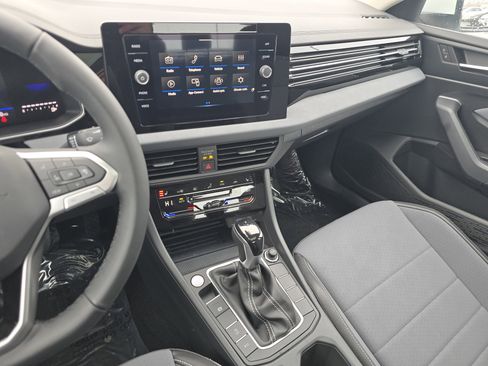 New 2026 Volkswagen Jetta SE image 22