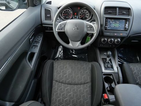 Used 2022 Mitsubishi Outlander Sport ES AWD/4WD image 12