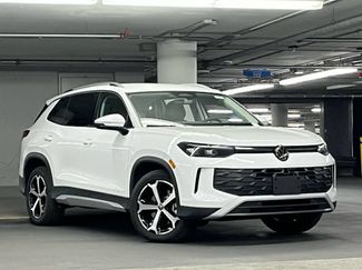 New 2026 Volkswagen Tiguan SE AWD/4WD video 2