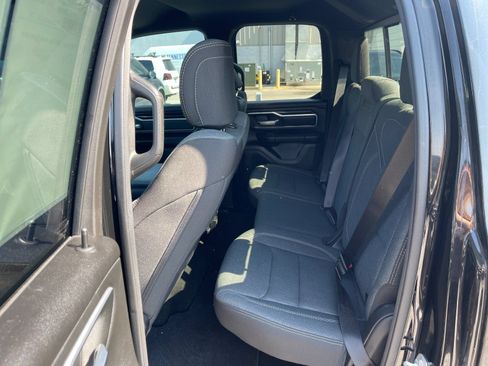 Used 2022 RAM 1500 Big Horn AWD/4WD image 14