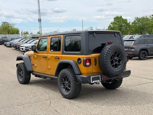 Used 2026 Jeep Wrangler Unlimited Sport AWD/4WD image 2