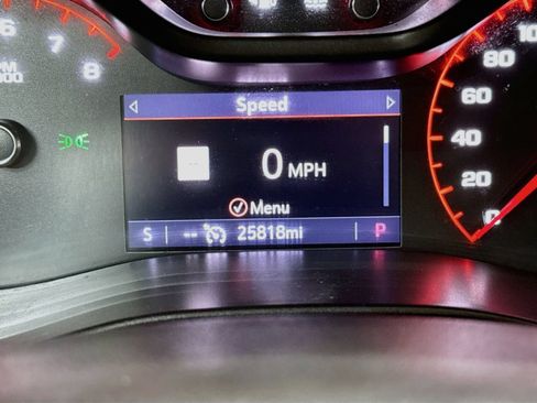 Used 2022 GMC Canyon Denali w/ Denali Black Edition Package AWD/4WD image 14
