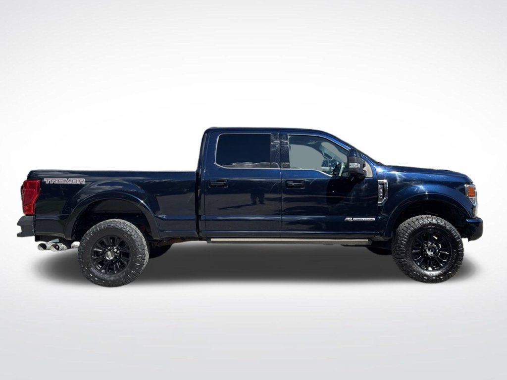 Used 2022 Ford F350 Lariat w/ Tremor Off-Road Package AWD/4WD image 4
