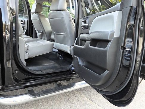 Used 2019 Chevrolet Silverado 2500 W/T w/ Snow Plow Prep Package AWD/4WD image 41