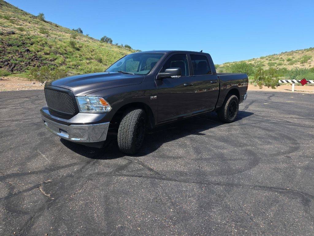 Used 2019 RAM 1500 Classic SLT w/ Luxury Group RWD image 1