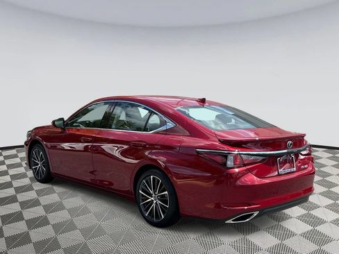 Used 2025 Lexus ES 350 w/ Premium Package FWD image 4