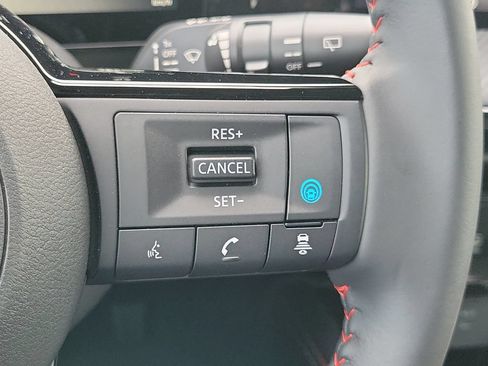 New 2026 Nissan Kicks SR AWD/4WD image 29