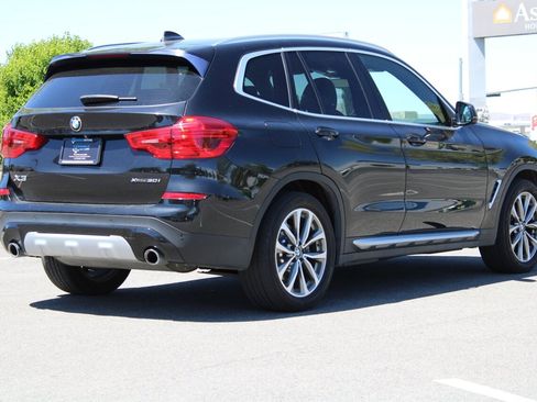 Used 2019 BMW X3 xDrive30i w/ Driving Assistance Package AWD/4WD image 2