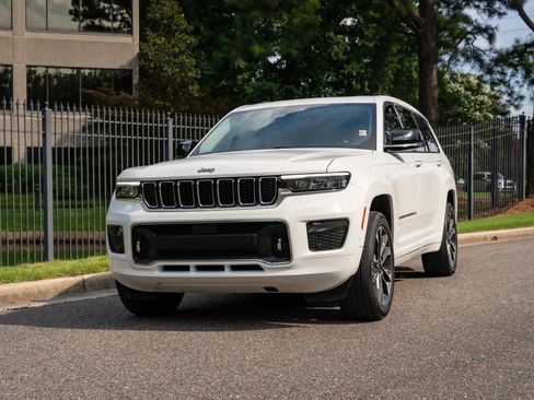 Used 2021 Jeep Grand Cherokee L Overland w/ Trailer Tow Group (B) RWD image 2