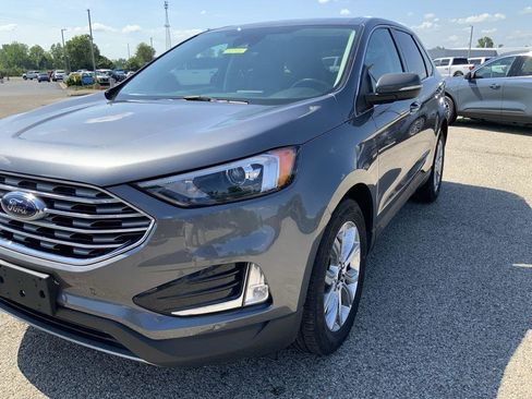 Used 2024 Ford Edge Titanium image 15