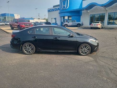 Used 2023 Kia Forte GT-Line w/ GT-Line Technology Package FWD image 6