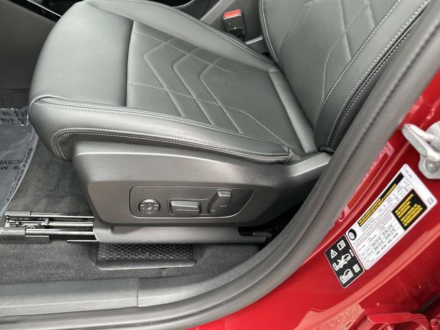Used 2026 BMW X1 xDrive28i AWD/4WD image 25