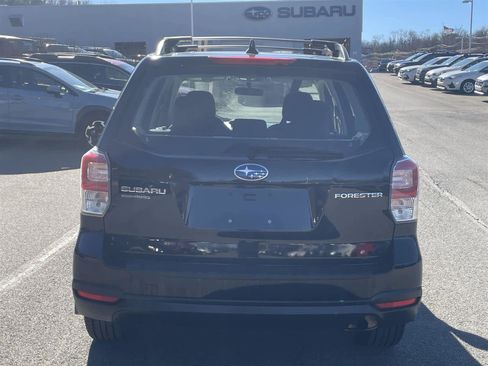 Used 2018 Subaru Forester 2.5i w/ Alloy Wheel Package image 4