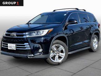 Used 2018 Toyota Highlander Limited FWD video 1