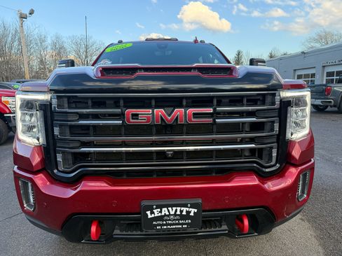 Used 2022 GMC Sierra 2500 AT4 w/ AT4 Premium Plus Package image 3