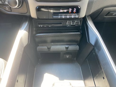 Used 2019 RAM 1500 Big Horn image 23