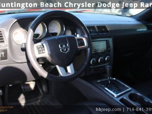Used 2013 Dodge Challenger R/T image 16