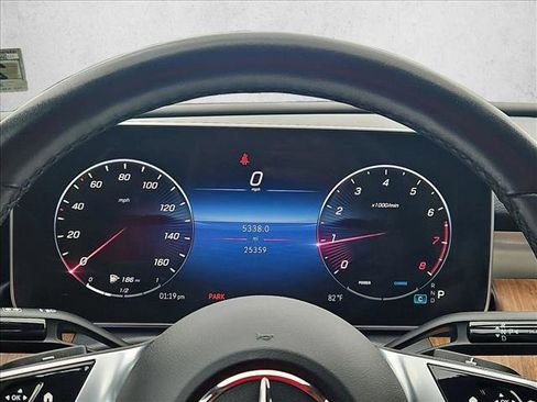 Used 2023 Mercedes-Benz C 300 4MATIC Sedan image 11