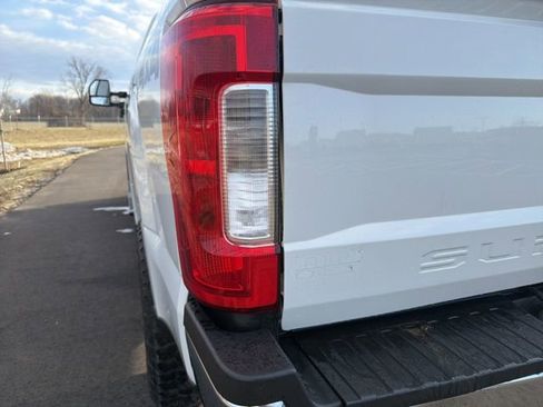 Used 2019 Ford F250 XL w/ STX Appearance Package image 18