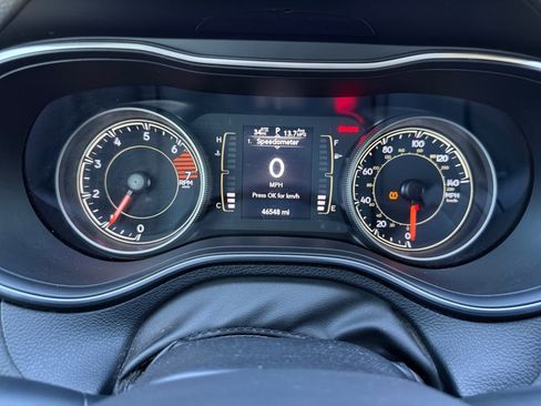 Used 2020 Jeep Cherokee Latitude Plus image 10