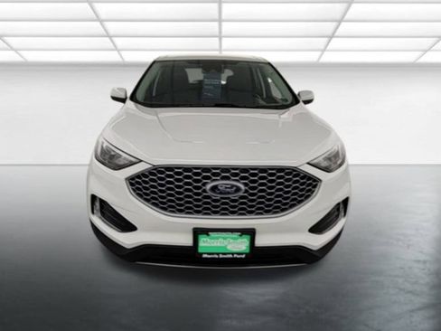 Certified 2023 Ford Edge SEL w/ Convenience Package image 2