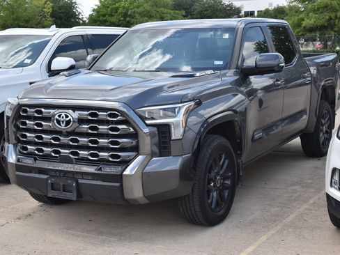 Used 2024 Toyota Tundra Platinum AWD/4WD image 2