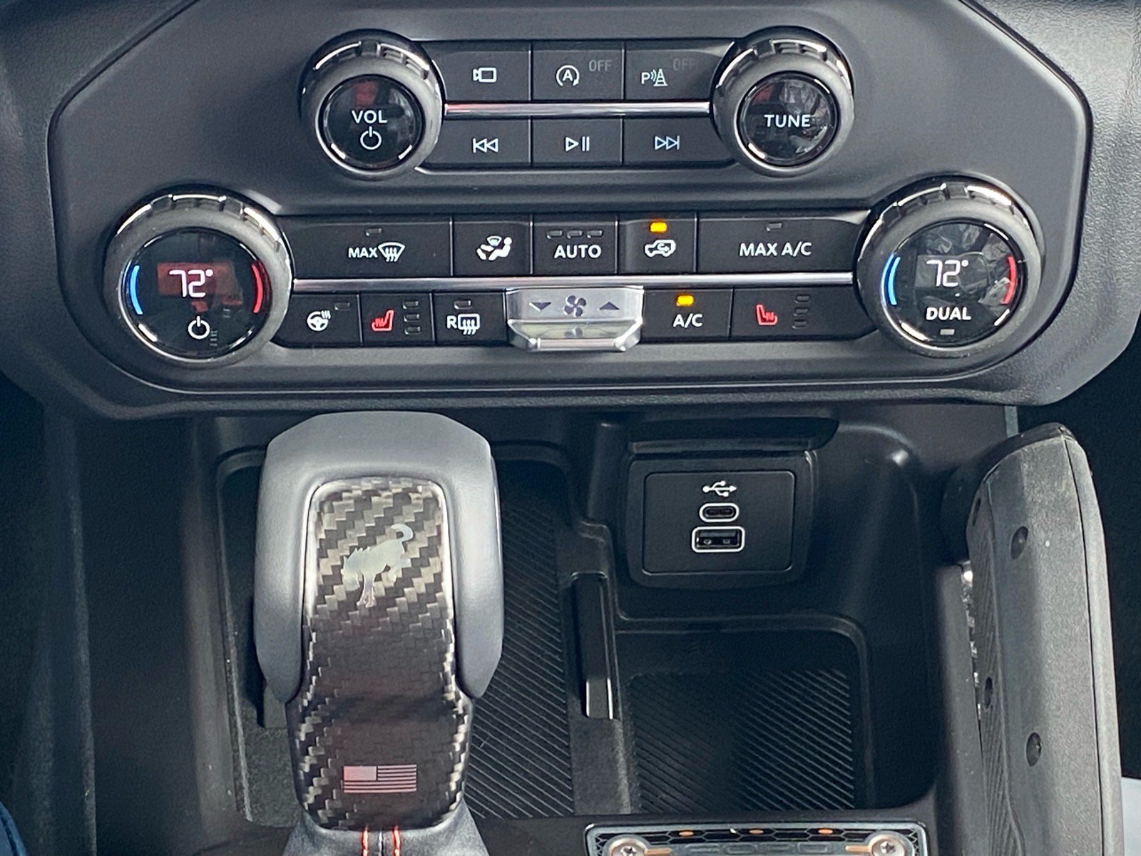 New 2026 Ford Bronco Raptor w/ Interior Carbon Fiber Pack AWD/4WD image 9