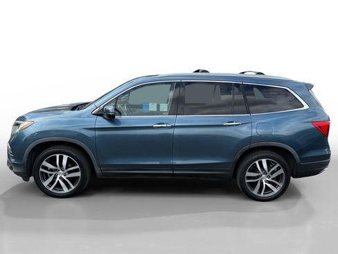 Used 2017 Honda Pilot Elite image 2