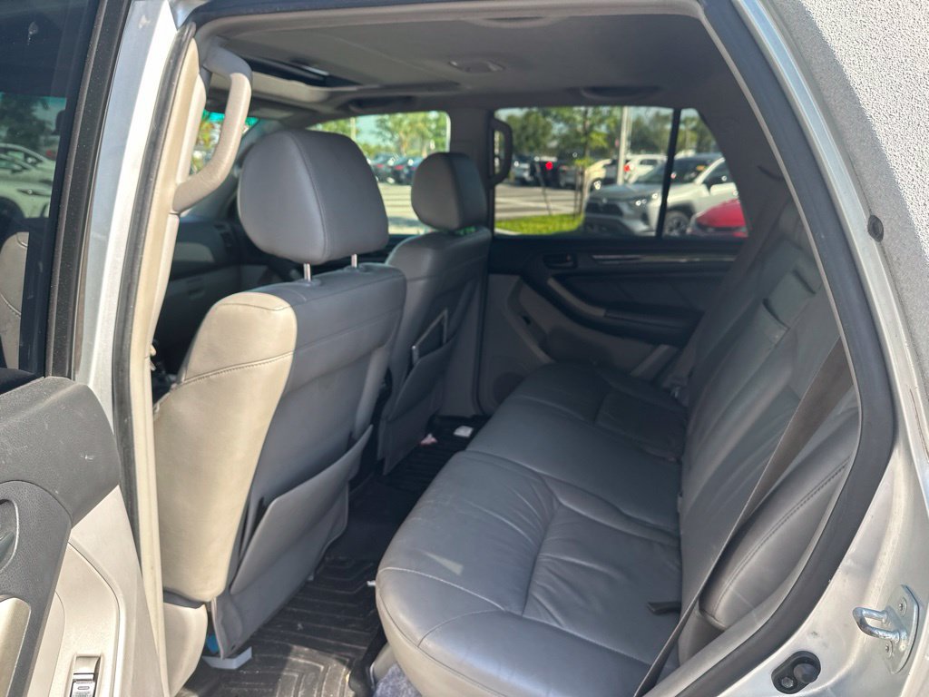 Used 2009 Toyota 4Runner Limited AWD/4WD image 10