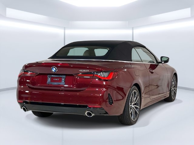 Used 2024 BMW 430i Convertible w/ Convenience Package RWD image 7