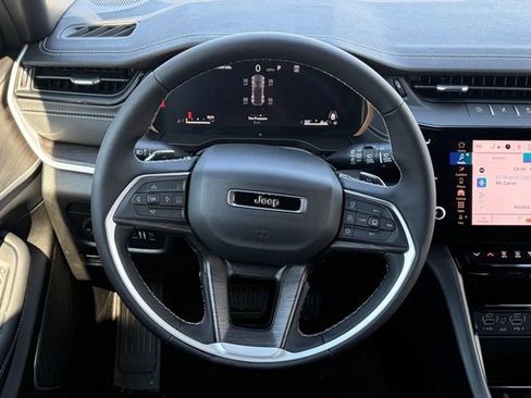 New 2026 Jeep Grand Cherokee Limited AWD/4WD image 40