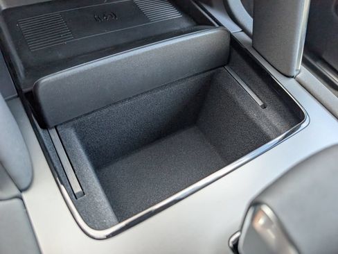 New 2026 Land Rover Discovery Sport Landmark AWD/4WD image 19